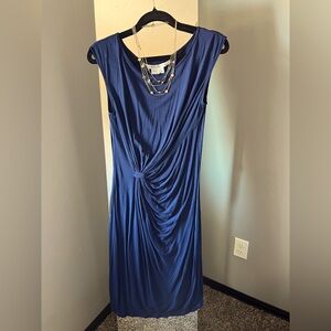 Mac Studio Elegant Blue Sleeveless Dress
